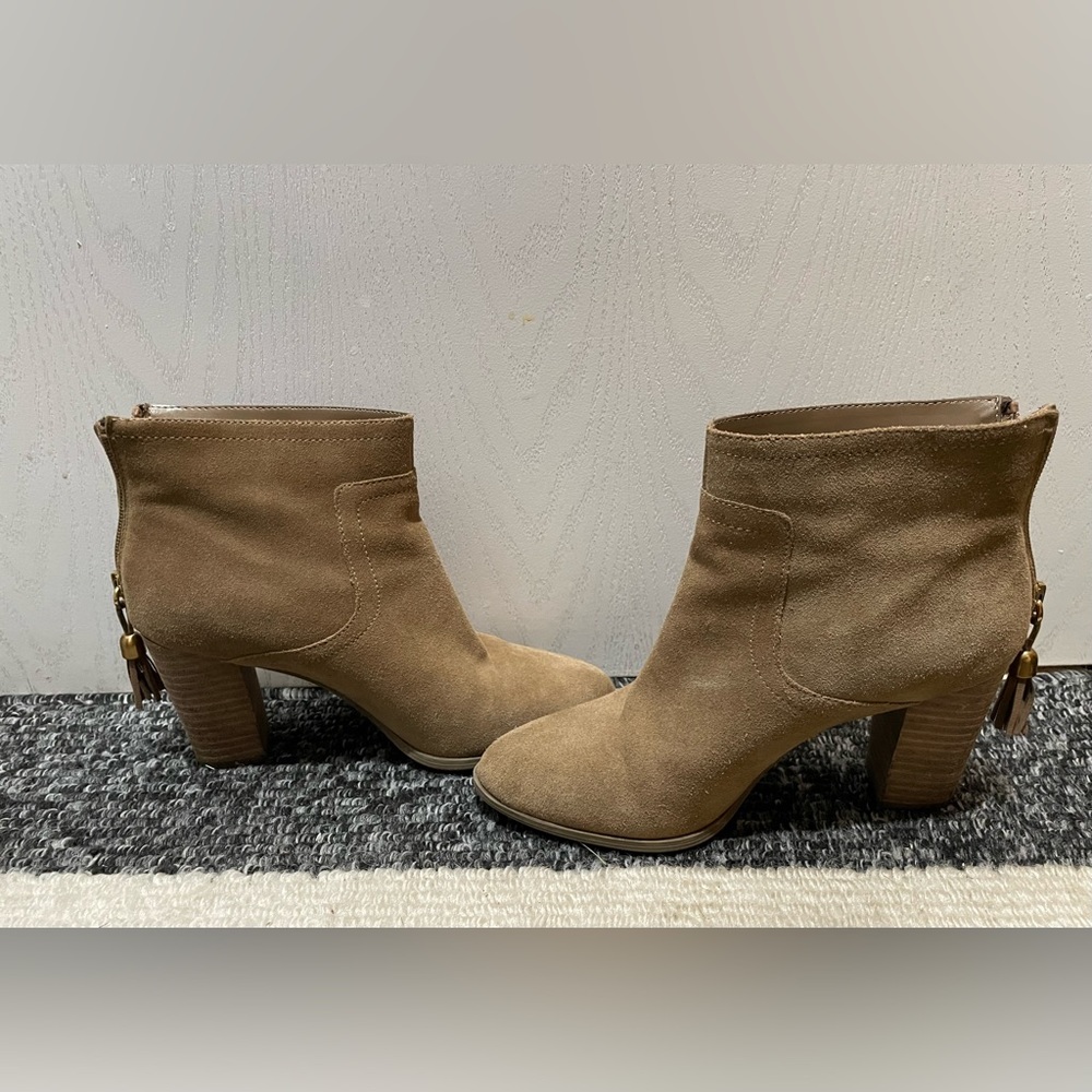 Anne Klein Boot